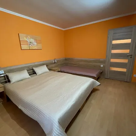 Dobre Appartement Piest'any